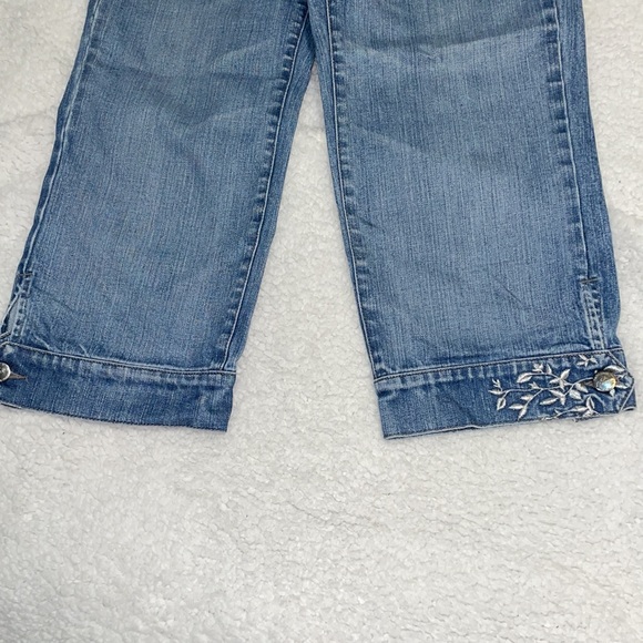 WHBM capri jeans - Picture 2 of 5